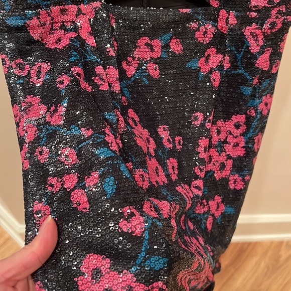 WAYF Janet Sequin Dress Purple Floral Sz XS - Picture 9 of 9